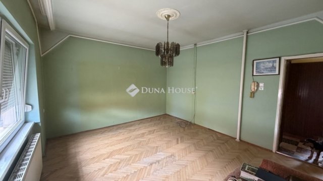 Eladó családi ház, Szombathelyen 69.5 M Ft, 4 szobás