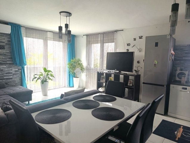 Eladó családi ház, Fóton 179 M Ft, 6 szobás