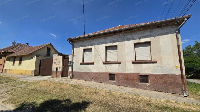 Eladó családi ház, Nagykőrösön 49.9 M Ft, 3 szobás