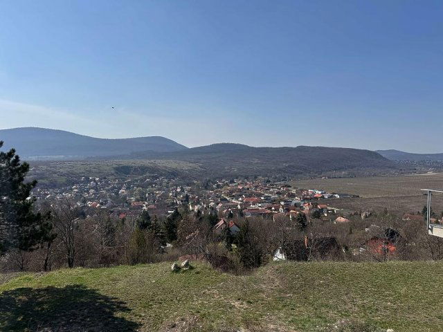 Eladó telek, Pomázon 40 M Ft / költözzbe.hu