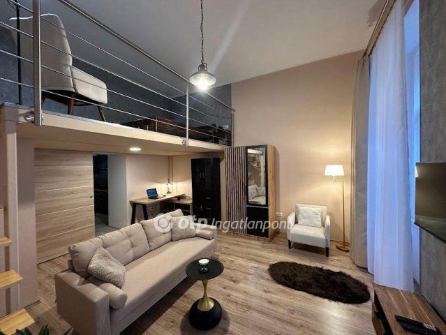 Eladó téglalakás, Budapesten, VII. kerületben 66.3 M Ft