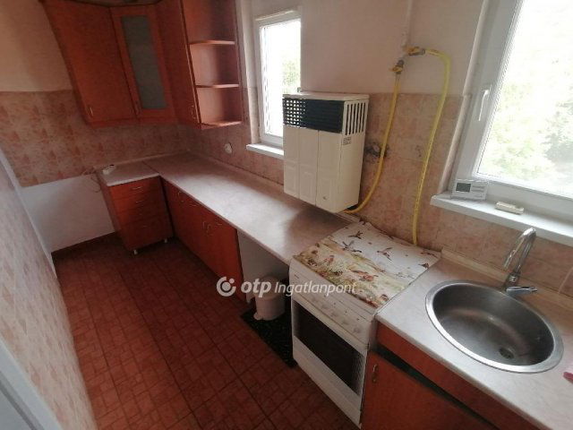 Eladó téglalakás, Debrecenben 69.9 M Ft, 2 szobás