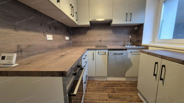 Eladó téglalakás, Sopronban 58.7 M Ft, 3 szobás