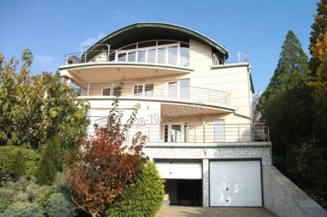 Eladó családi ház, Budapesten, XII. kerületben 1150 M Ft