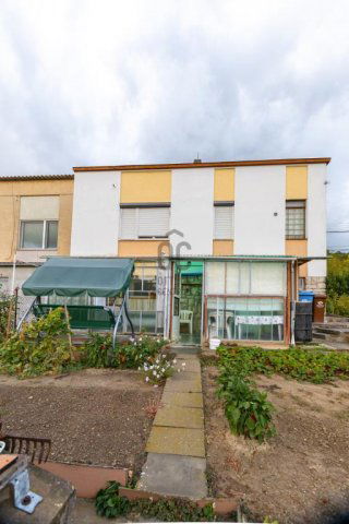 Eladó ikerház, Pécsett 64.9 M Ft, 3 szobás