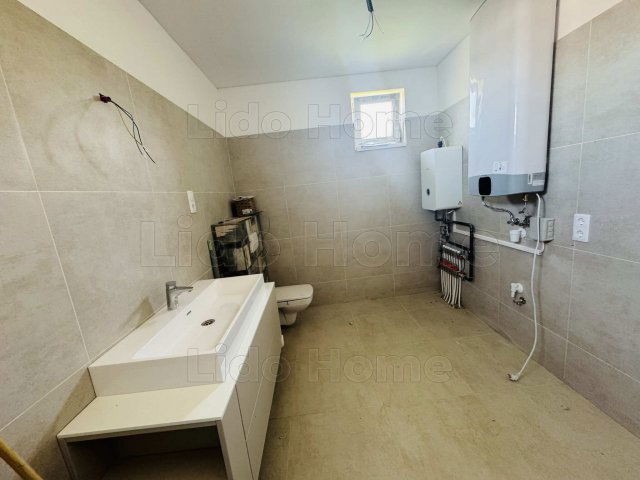 Eladó családi ház, Siófokon 99.5 M Ft, 4 szobás