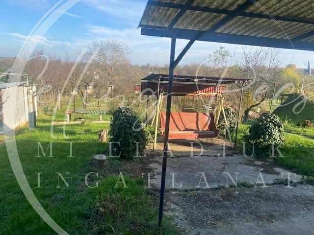 Eladó családi ház, Pécsett 42 M Ft, 1+2 szobás