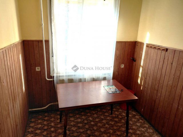 Kiadó családi ház, albérlet, Debrecenben 250 E Ft / hó