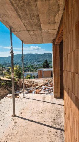 Eladó téglalakás, Budapesten, III. kerületben 139 M Ft, 2 szobás