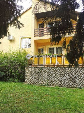 Eladó családi ház, Miskolcon 76 M Ft, 7 szobás