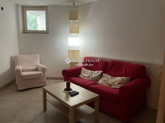 Eladó családi ház, Gödöllőn 169 M Ft, 7 szobás