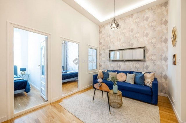 Eladó téglalakás, Budapesten, VI. kerületben 145 M Ft, 4 szobás