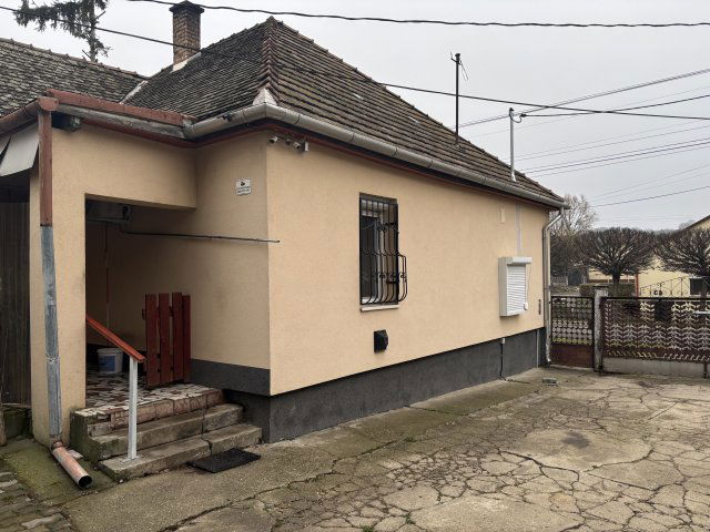 Eladó családi ház, Nagysápon 39.5 M Ft, 3 szobás