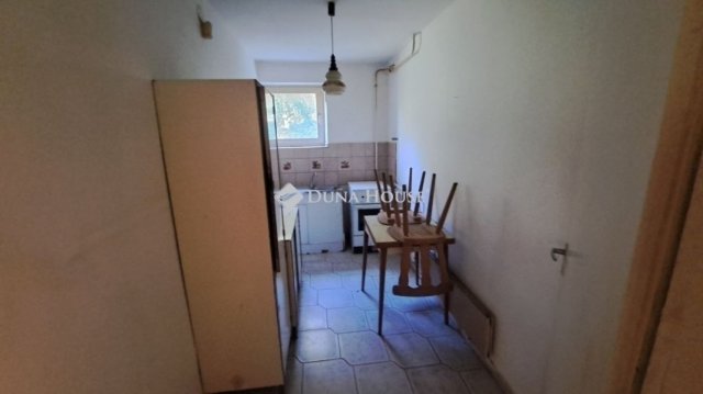 Eladó családi ház, Piliscsabán 129 M Ft, 5 szobás