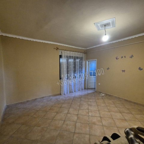 Eladó családi ház, Szerencsen 17.3 M Ft, 2 szobás