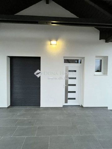 Eladó családi ház, Nagykőrösön 79.995 M Ft, 4 szobás