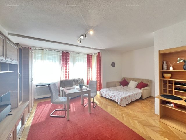 Kiadó téglalakás, albérlet, Kaposváron, Tallián Gyula utcában