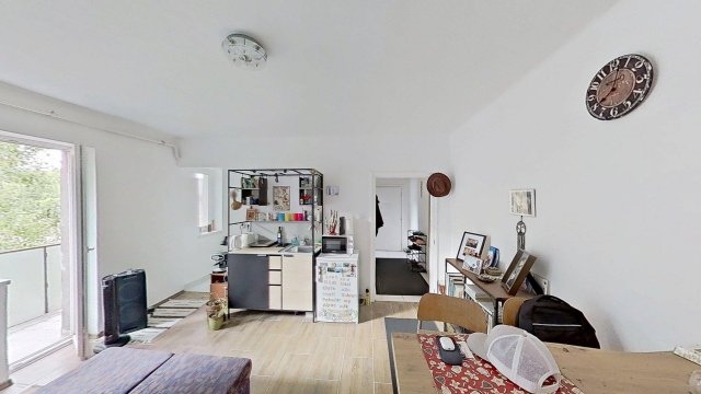 Eladó téglalakás, Komlón 27 M Ft, 2 szobás