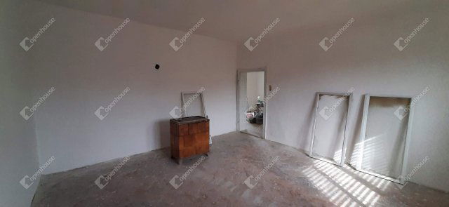 Eladó családi ház, Zalabaksán 18 M Ft, 4 szobás