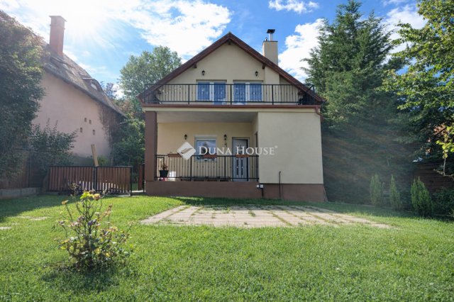 Eladó családi ház, Solymáron 158 M Ft, 4 szobás