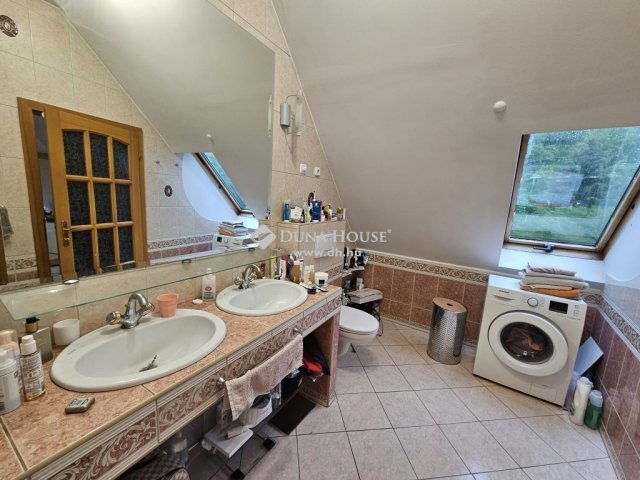 Eladó téglalakás, Budapesten, II. kerületben 99 M Ft, 2 szobás