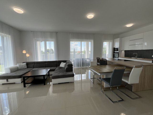 Eladó családi ház, Balatongyörökön 166 M Ft, 3 szobás