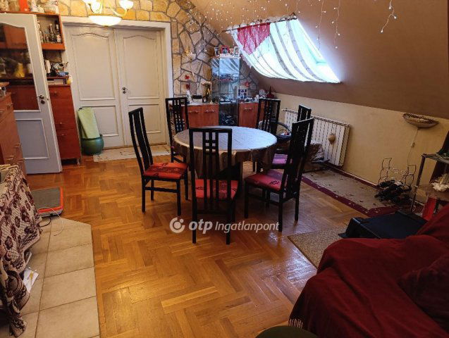 Eladó téglalakás, Kecskeméten 93 M Ft, 3 szobás