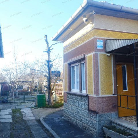 Eladó családi ház, Törökszentmiklóson 23.9 M Ft, 2 szobás