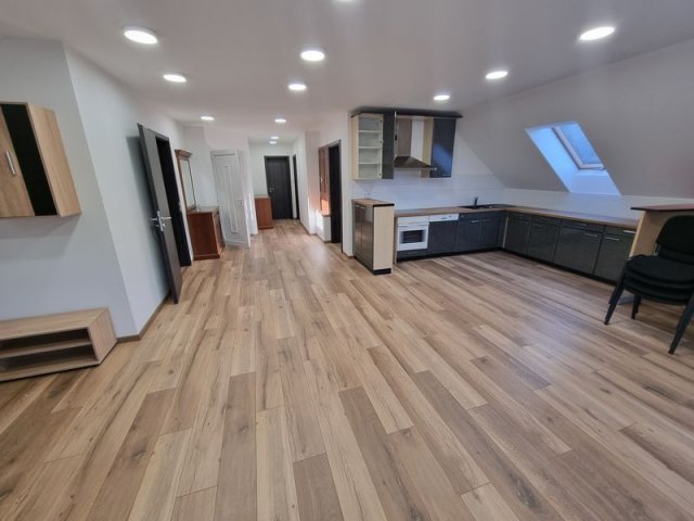 Kiadó téglalakás, albérlet, Érden 280 E Ft / hó, 3 szobás