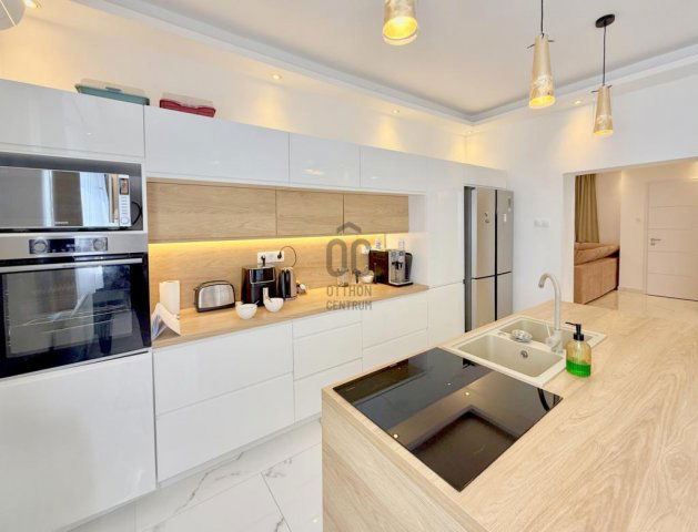 Eladó ikerház, Gyálon 153 M Ft, 6 szobás / költözzbe.hu