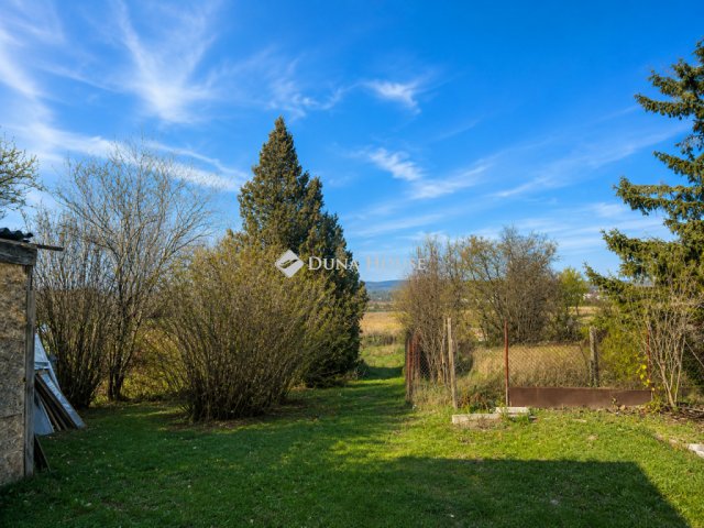 Eladó családi ház, Sződön 26.43 M Ft, 2 szobás