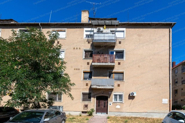 Eladó téglalakás, Miskolcon 23.5 M Ft, 2 szobás