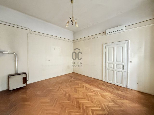 Eladó téglalakás, Budapesten, VII. kerületben, Baross téren