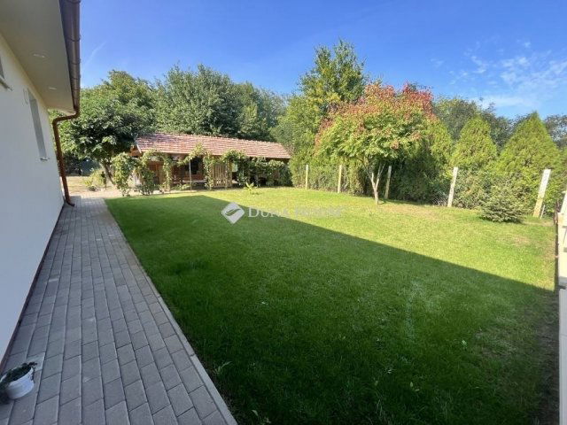 Eladó családi ház, Kecskeméten 79.9 M Ft, 4 szobás