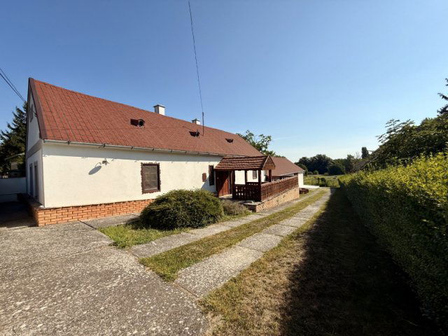 Eladó családi ház, Balatonedericsen 80 M Ft, 2 szobás