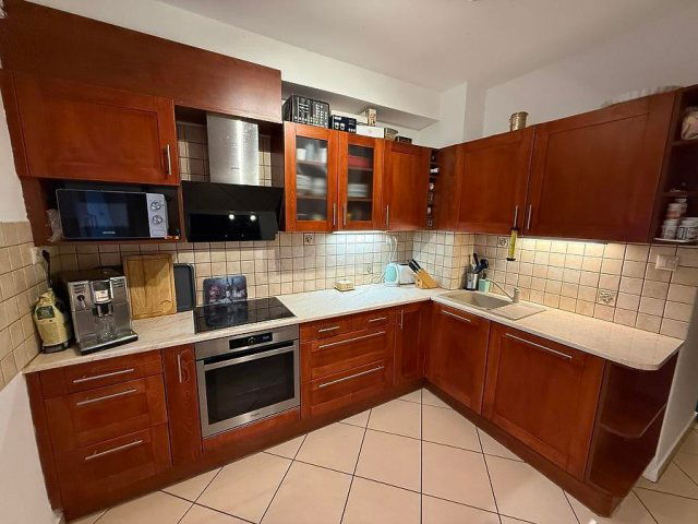 Eladó téglalakás, Szentendrén, Nyár utcában 128.9 M Ft