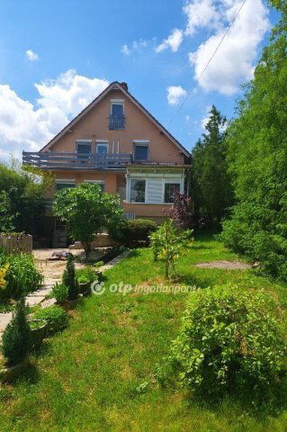 Eladó családi ház, Érden 139.9 M Ft, 5 szobás