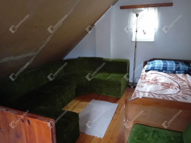 Eladó családi ház, Környén 27 M Ft, 2 szobás