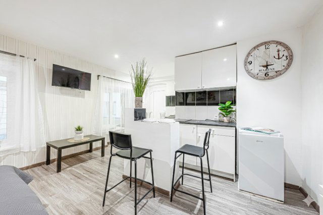 Eladó téglalakás, Budapesten, VII. kerületben 46.9 M Ft