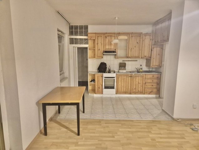 Kiadó téglalakás, albérlet, XIV. kerületben, Padlizsán utcában