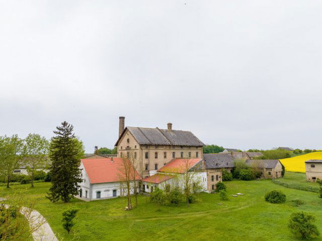 Eladó üzlethelyiség, Fácánkerten 198 M Ft
