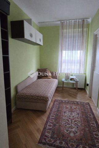 Eladó téglalakás, Budapesten, XIII. kerületben, Váci úton