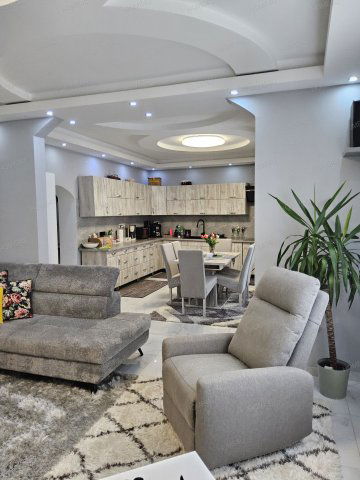 Eladó családi ház, Szolnokon 124 M Ft / költözzbe.hu