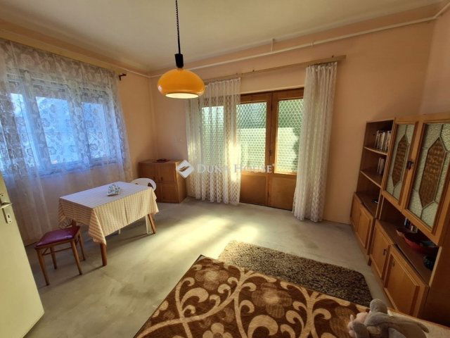 Eladó családi ház, Balatonkenesén 91 M Ft, 3+1 szobás