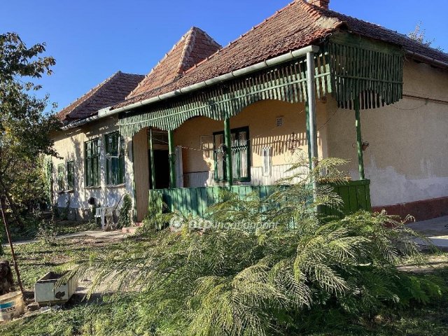 Eladó családi ház, Gyomaendrődön 13.4 M Ft, 4 szobás