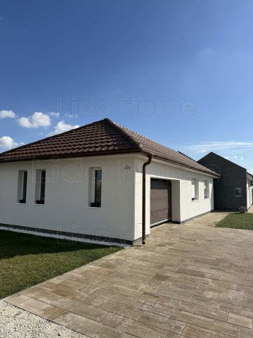 Eladó családi ház, Vilonyán 135 M Ft, 4 szobás