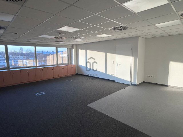 Kiadó iroda, Budapesten, XI. kerületben 1838 E Ft / hó