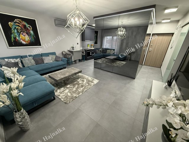 Eladó téglalakás, Szolnokon, Mária úton 78 M Ft, 1+1 szobás