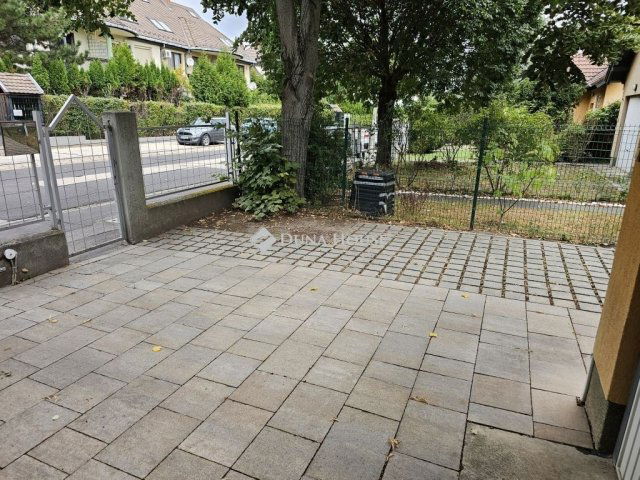 Eladó sorház, Budapesten, II. kerületben 390 M Ft, 7 szobás