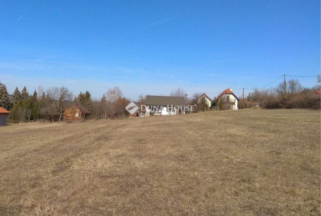 Eladó telek, Balatonfűzfőn 35.9 M Ft / költözzbe.hu